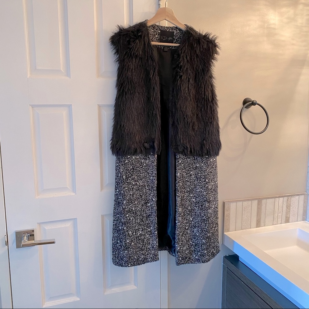 Vest - Picture 1 of 2